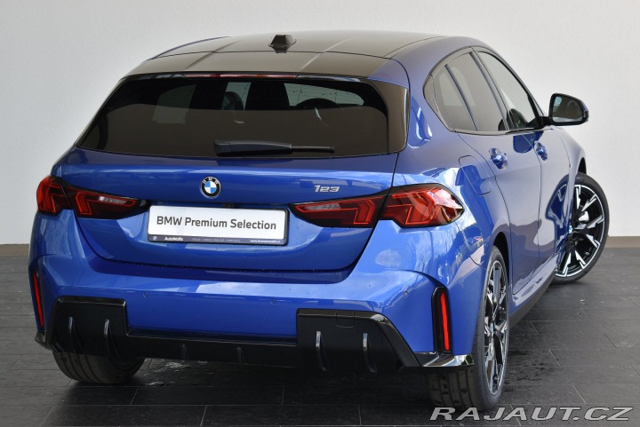 BMW 1 123 xDrive 2025