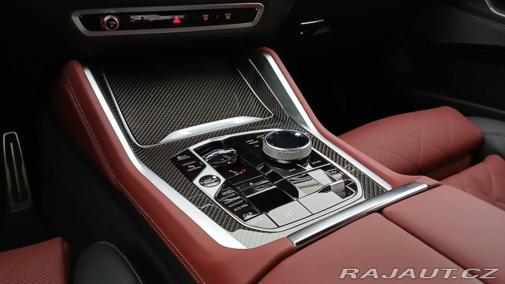 BMW X6 xDrive40i 2025