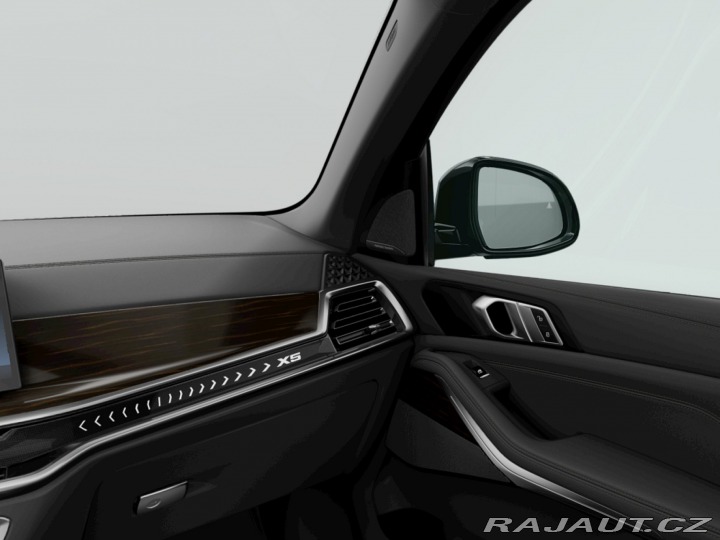 BMW X5 xDrive50e 2025