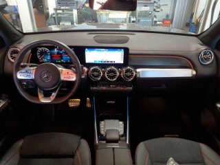 Mercedes-Benz EQB 300 4matic AMG 2024