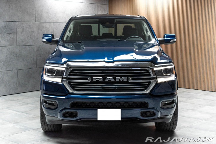 Dodge RAM 1500 5.7 REZERVACE 2022