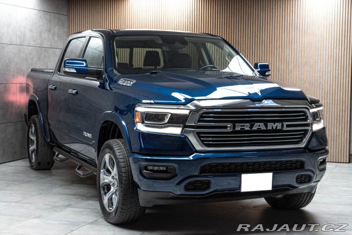 Dodge RAM 1500 5.7 HEMI LARAMIE*TAŽ 2022