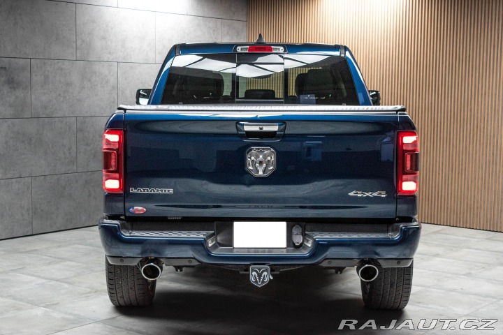 Dodge RAM 1500 5.7 HEMI LARAMIE*TAŽ 2022