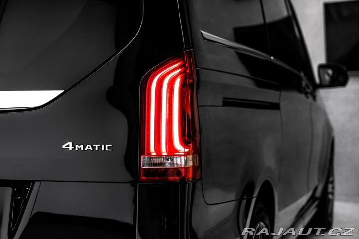 Mercedes-Benz V 4M L AMG Avantgarde Pano 2022