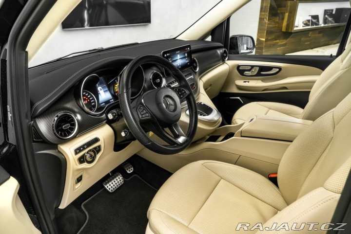 Mercedes-Benz V 4M L AMG Avantgarde Pano 2022