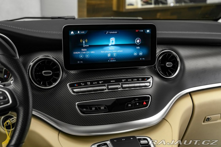 Mercedes-Benz V 4M L AMG Avantgarde Pano 2022