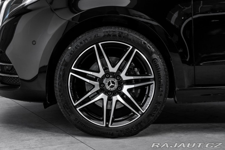 Mercedes-Benz V 4M L AMG Avantgarde Pano 2022