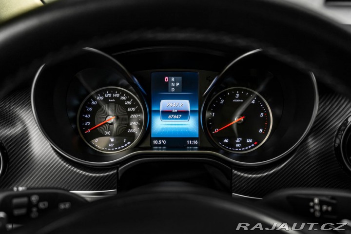 Mercedes-Benz V 4M L AMG Avantgarde Pano 2022