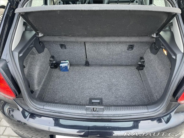 Volkswagen Polo 1,4 i 16V 63kw Klima, ESP 2010