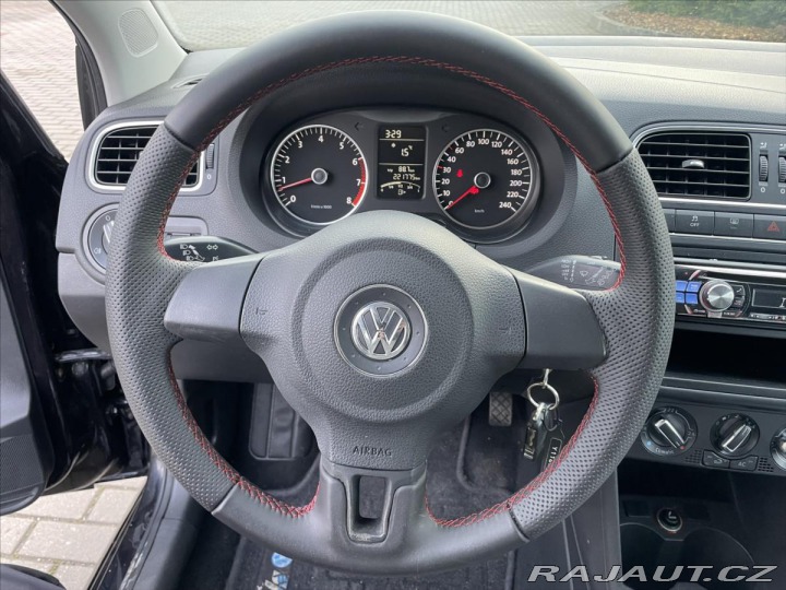 Volkswagen Polo 1,4 i 16V 63kw Klima, ESP 2010