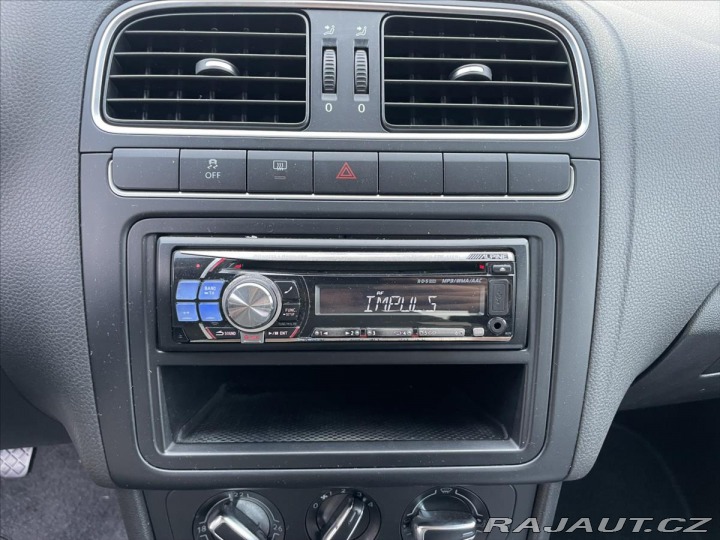 Volkswagen Polo 1,2 i 16V 63kw Klima, ESP 2010