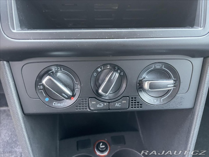 Volkswagen Polo 1,2 i 16V 63kw Klima, ESP 2010