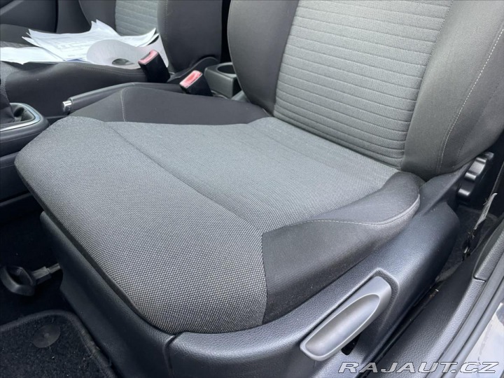 Volkswagen Polo 1,2 i 16V 63kw Klima, ESP 2010