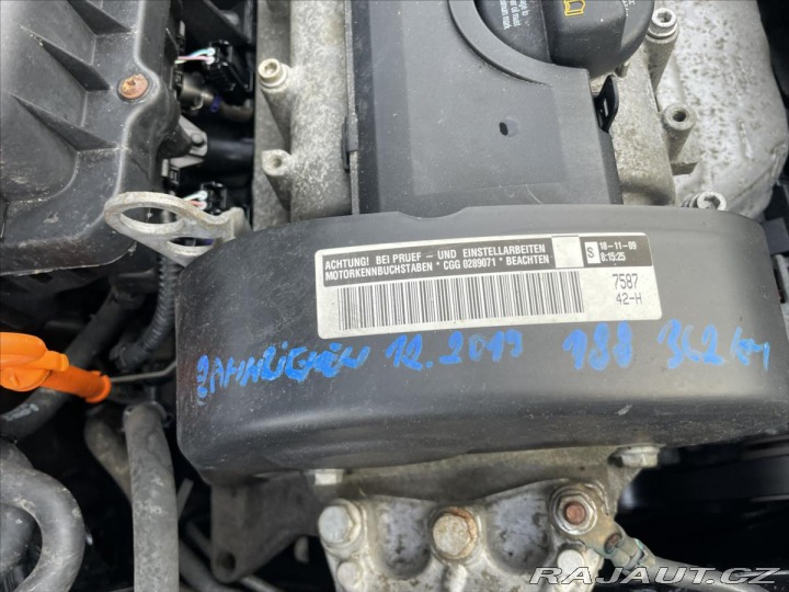 Volkswagen Polo 1,2 i 16V 63kw Klima, ESP 2010