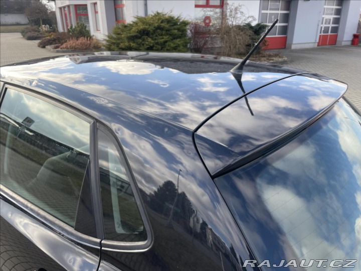 Volkswagen Polo 1,4 i 16V 63kw Klima, ESP 2010