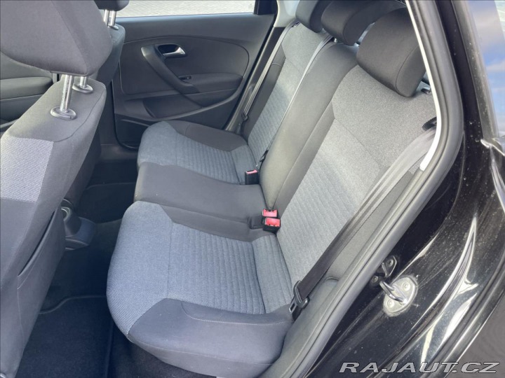 Volkswagen Polo 1,4 i 16V 63kw Klima, ESP 2010