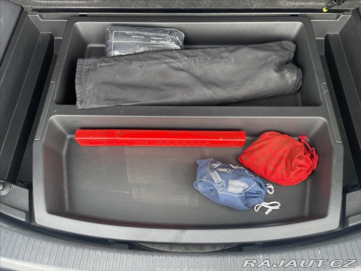 Volkswagen Touran 1,9 TDi 77kw FREESTYLE 2010