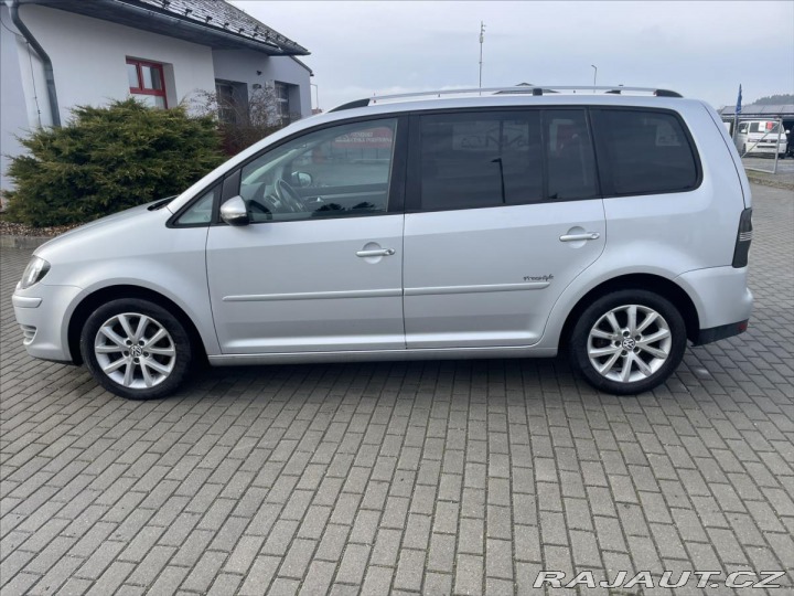 Volkswagen Touran 1,9 TDi 77kw FREESTYLE, K 2010
