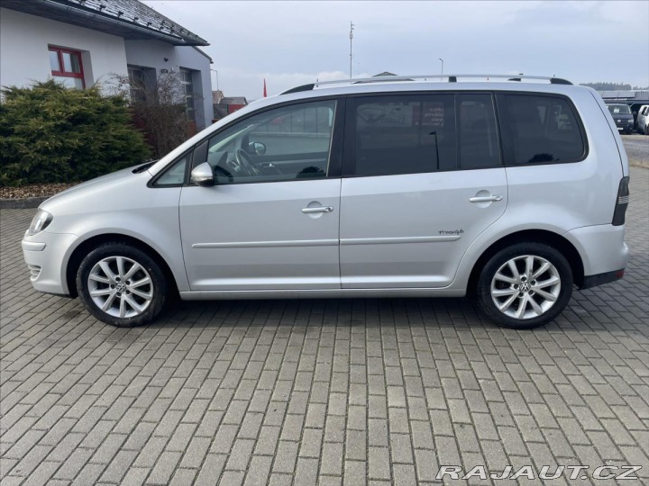 Volkswagen Touran 1,9 TDi 77kw FREESTYLE, K 2010