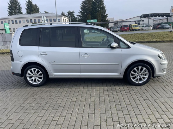 Volkswagen Touran 1,9 TDi 77kw FREESTYLE 2010