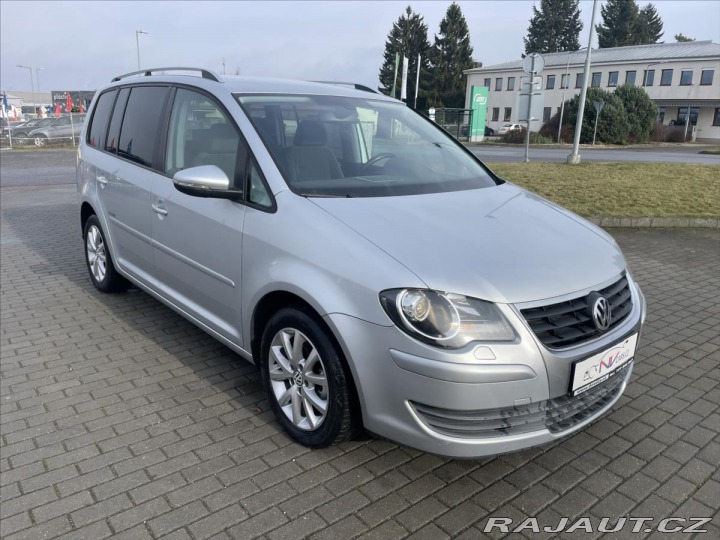 Volkswagen Touran 1,9 TDi 77kw FREESTYLE 2010