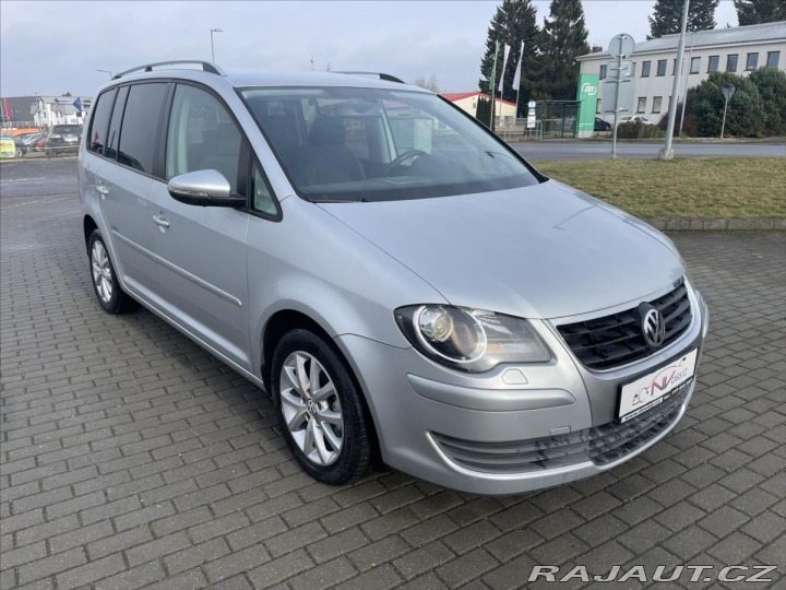 Volkswagen Touran 1,9 TDi 77kw FREESTYLE, K 2010