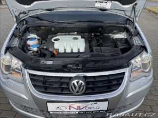 Volkswagen Touran 1,9 TDi 77kw FREESTYLE 2010
