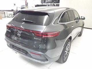 Mercedes-Benz EQC 400 4MATIC AMG PŘIPRAVUJE 2021