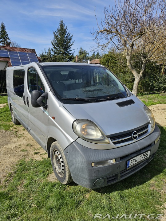 Opel Vivaro Van L2H1 2005