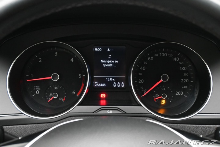 Volkswagen Passat 1,6 TDI 88 kW Navi LED Zá 2018