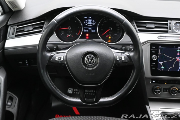 Volkswagen Passat 1,6 TDI 88 kW Navi LED Zá 2018
