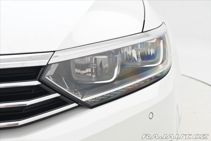Volkswagen Passat 1,6 TDi 88kW NAVI LED Zár 2018