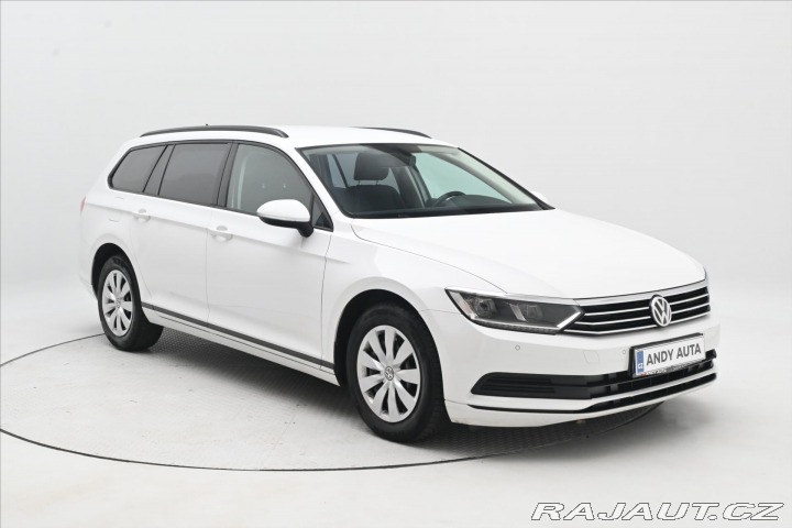 Volkswagen Passat 1,6 TDI 88 kW Navi LED Zá 2018