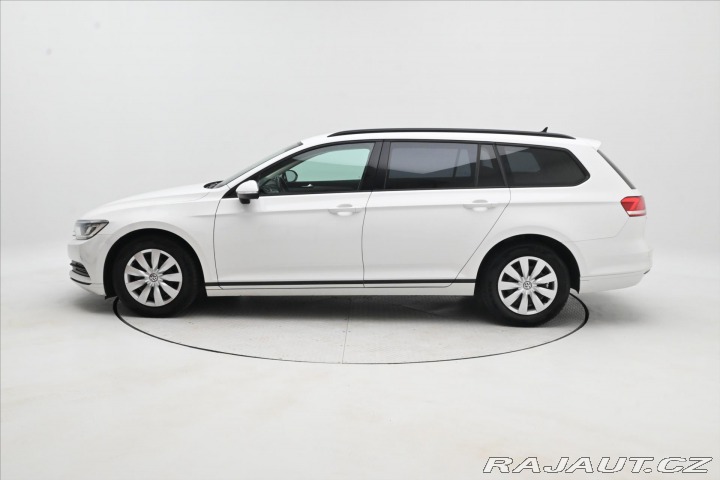 Volkswagen Passat 1,6 TDI 88 kW Navi LED Zá 2018
