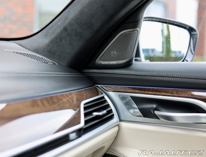 BMW 7 750Li xDrive A/T 2020