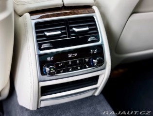 BMW 7 750Li xDrive A/T 2020