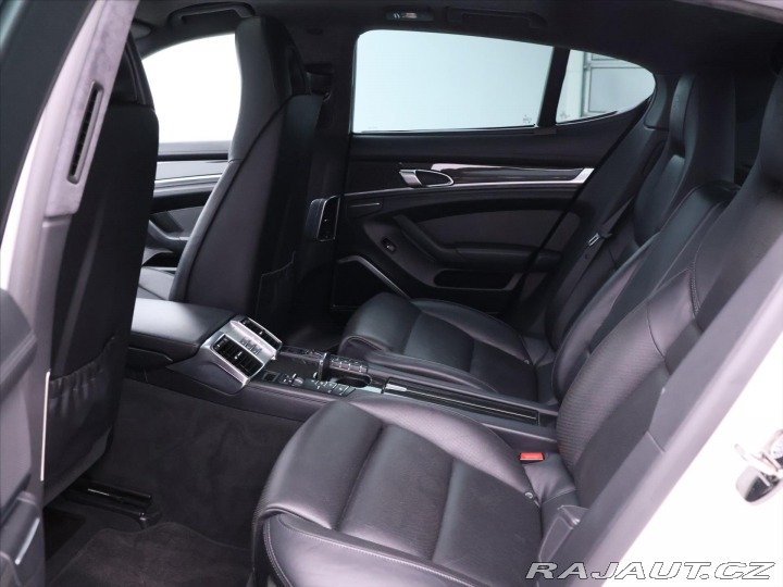 Porsche Panamera 4,8 i 368kw Turbo CZ 2010