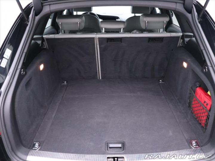 Audi A4 2,0 TDI 100kW Tažné Tempo 2013