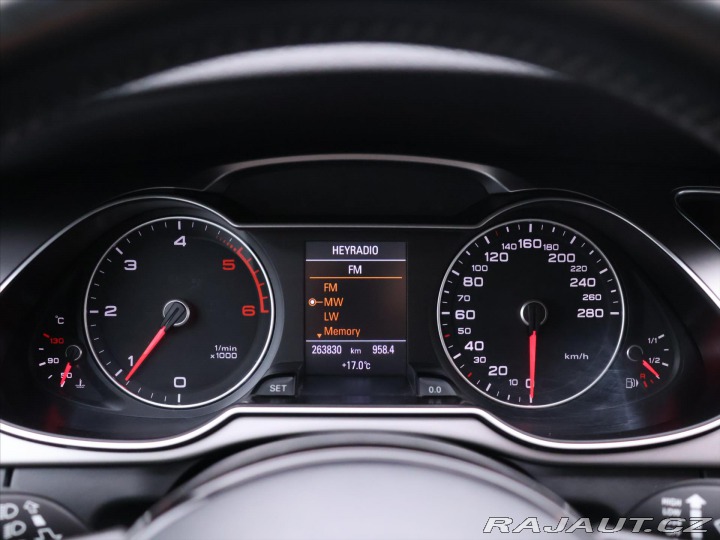 Audi A4 2,0 TDI 100kW Tažné Tempo 2013