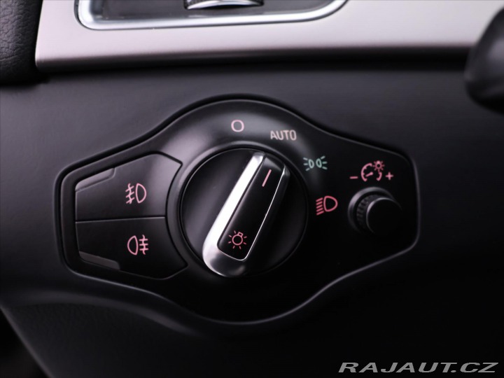 Audi A4 Avant 2,0 TDI 100kW Tažné 2013