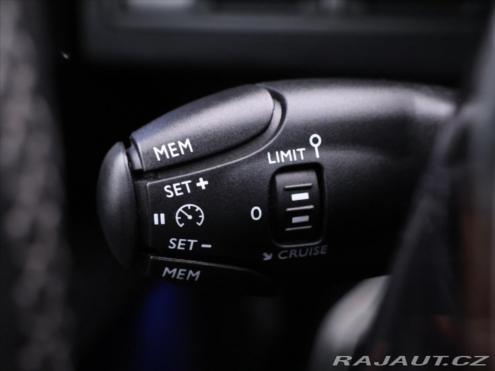 Peugeot 3008 1,2 PureTech 96KW CZ ALLU 2017