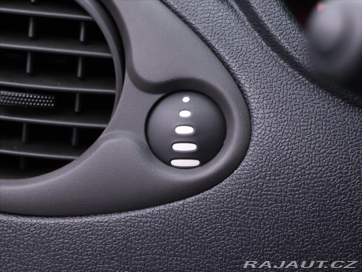 Renault Clio 1,2 i CZ 1.Majitel 9250k 2009