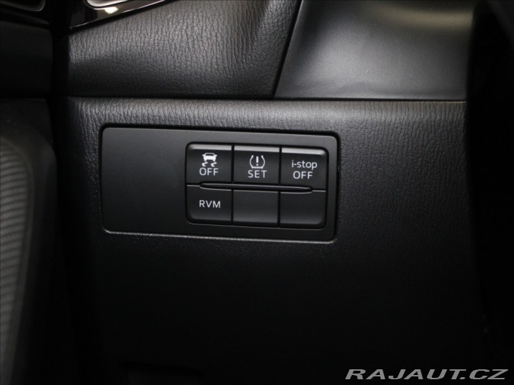 Mazda 3 2,0 G120 Attract. 70tkm.1 2015