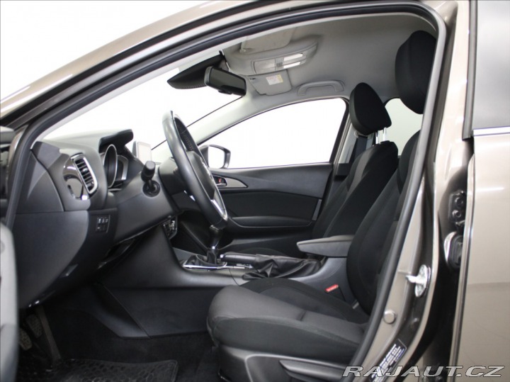 Mazda 3 2,0 G120 Attract. 70tkm.1 2015