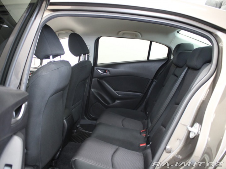 Mazda 3 2,0 G120 Attract. 70tkm.1 2015