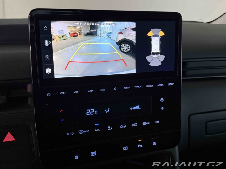 Hyundai Staria 2,2 CRDI SMART 1.majitel 2023