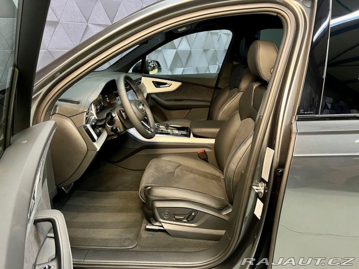 Audi Q7 50TDI QUATTRO S-LINE, VZD 2025