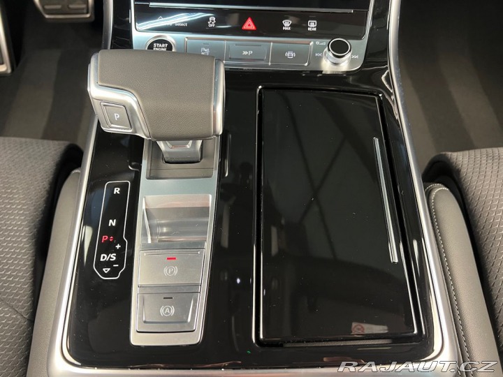 Audi Q7 50TDI QUATTRO S-LINE, VZD 2025