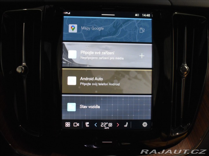 Volvo XC60 2,0 B5 AWD Plus Bezklíč,B 2025