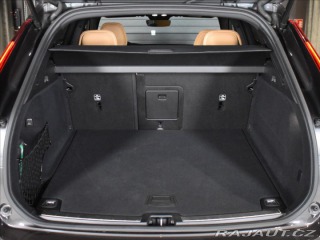 Volvo XC60 2,0 B5 AWD Plus Bezklíč,B 2025
